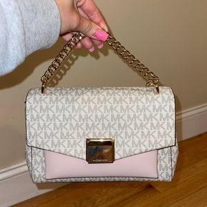 michael kors medium logo bag